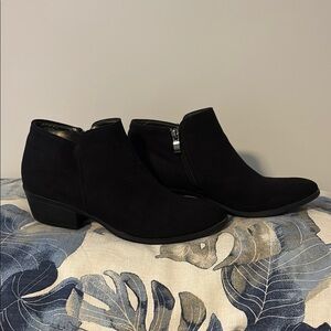 Xappeal Black Ankle Booties with Suede Finish